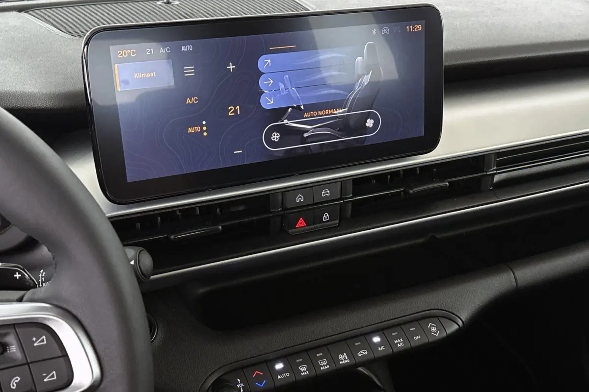 1.2 e-Hybrid Altitude Achteruitrijcamera Apple CarPlay 17"