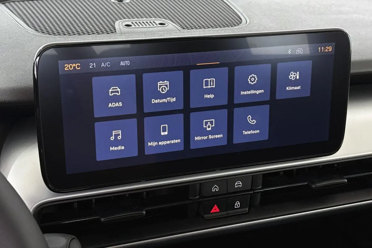1.2 e-Hybrid Altitude Achteruitrijcamera Apple CarPlay 17"