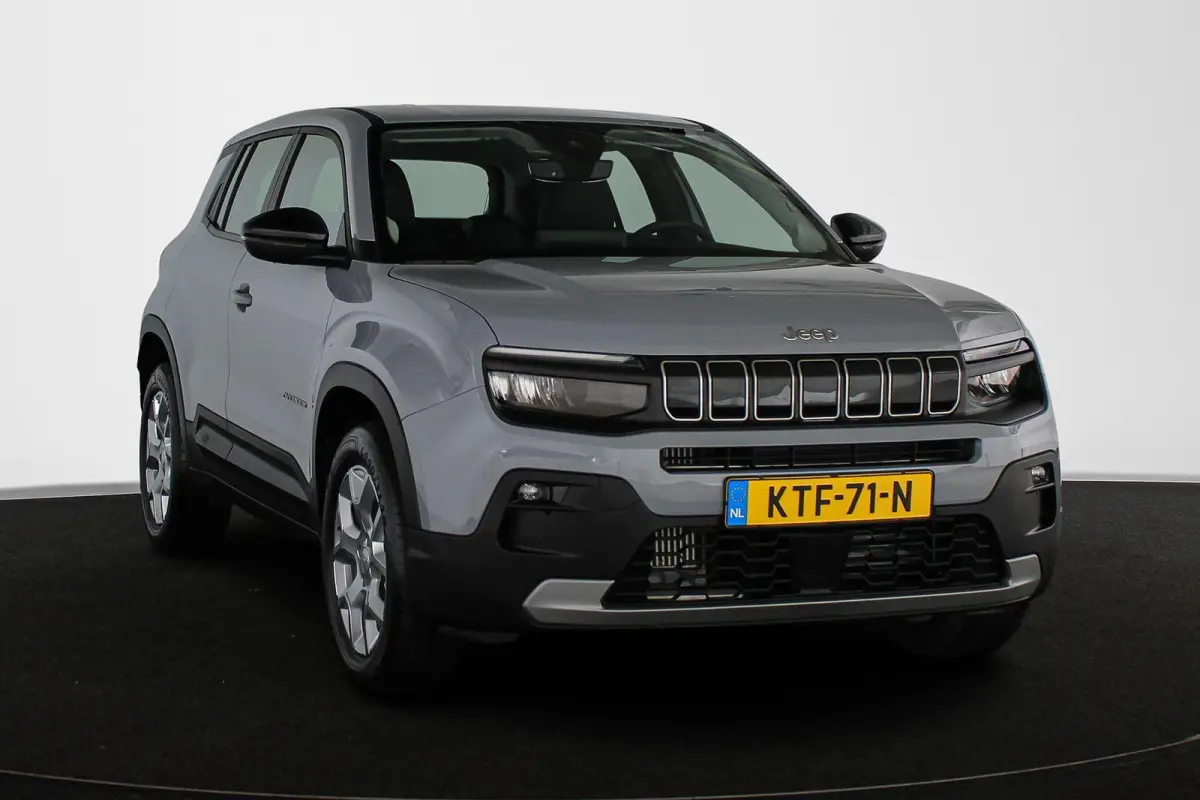 1.2 e-Hybrid Altitude Achteruitrijcamera Apple CarPlay 17"