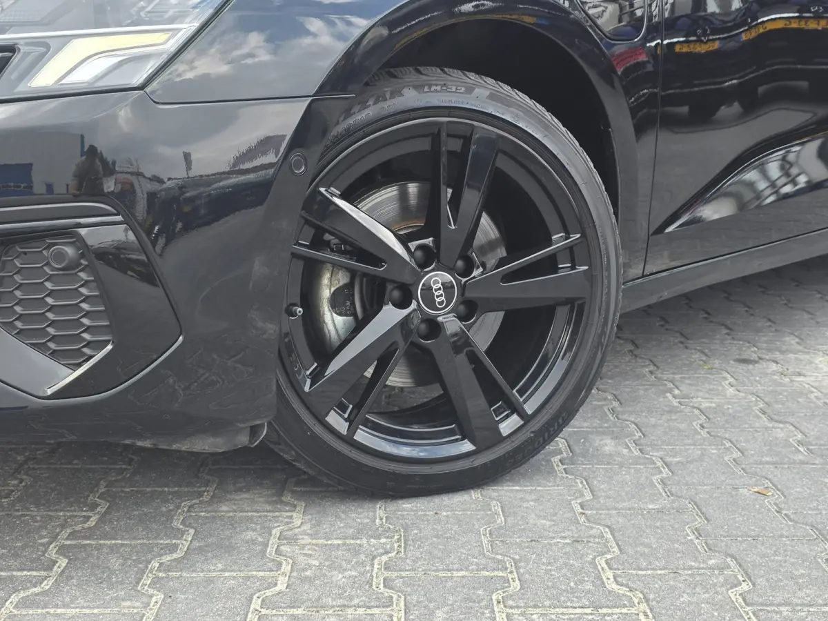 40 e-tron TFSIe Pro Line plus | LEDER | BLACK OPTIEK | DIGITAL COCKPIT | STOELVERWARMING | CAMERA