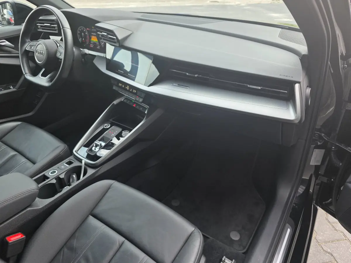40 e-tron TFSIe Pro Line plus | LEDER | BLACK OPTIEK | DIGITAL COCKPIT | STOELVERWARMING | CAMERA