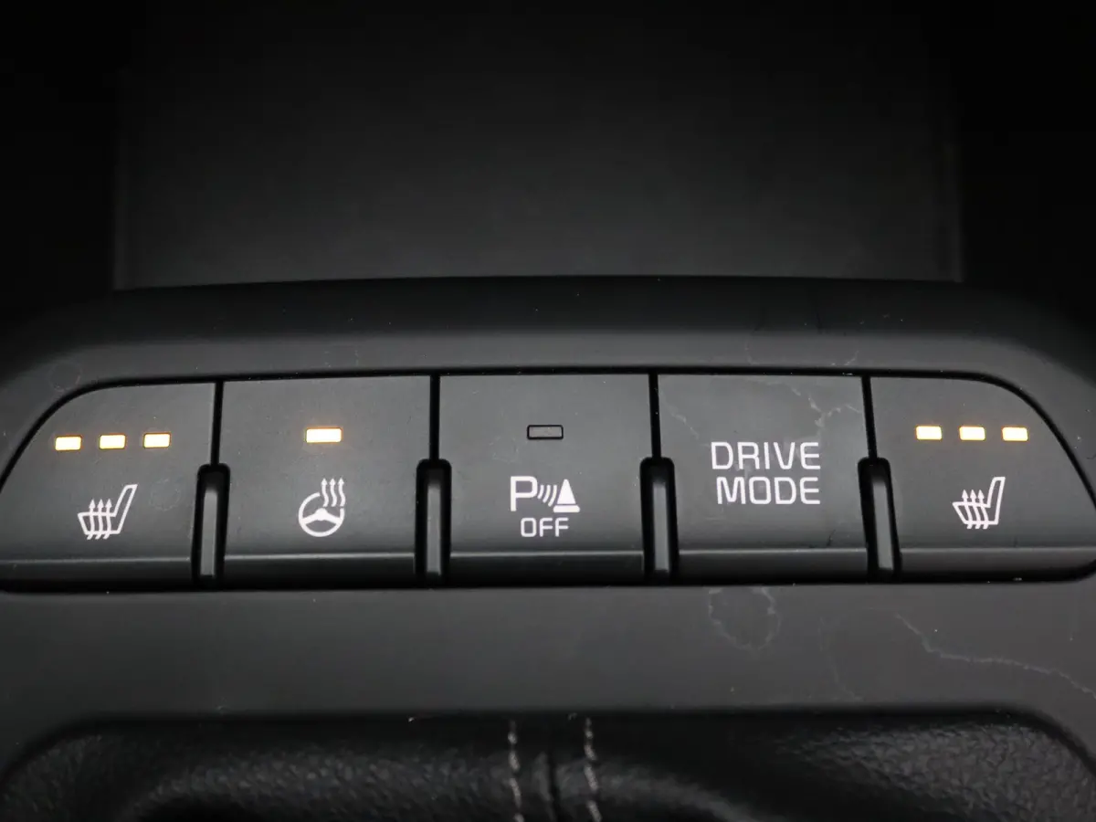 100pk T-GDi MHEV GT-Line Apple Carplay/Android Auto | Climate