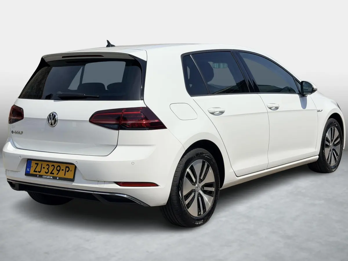 e-Golf SOH 88,8 % | Warmtepomp | Winter-Pakket | PDC | Virtual Cockpit | Camera | Full-LED | Volledige Historie |