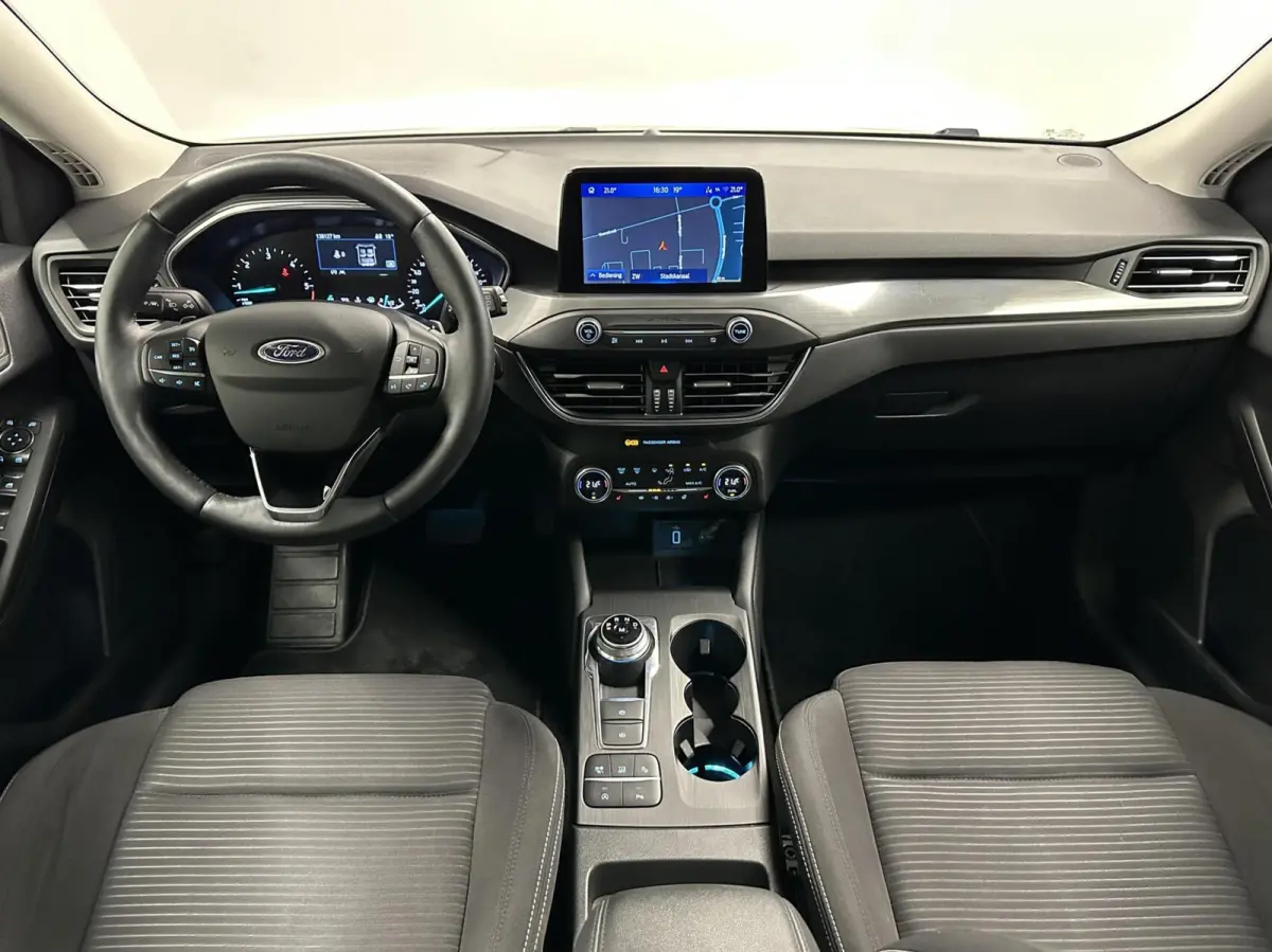1.5 EcoBlue Business NAVI CARPLAY CRUISE ECC STOEL/STUUR VERWARMING.