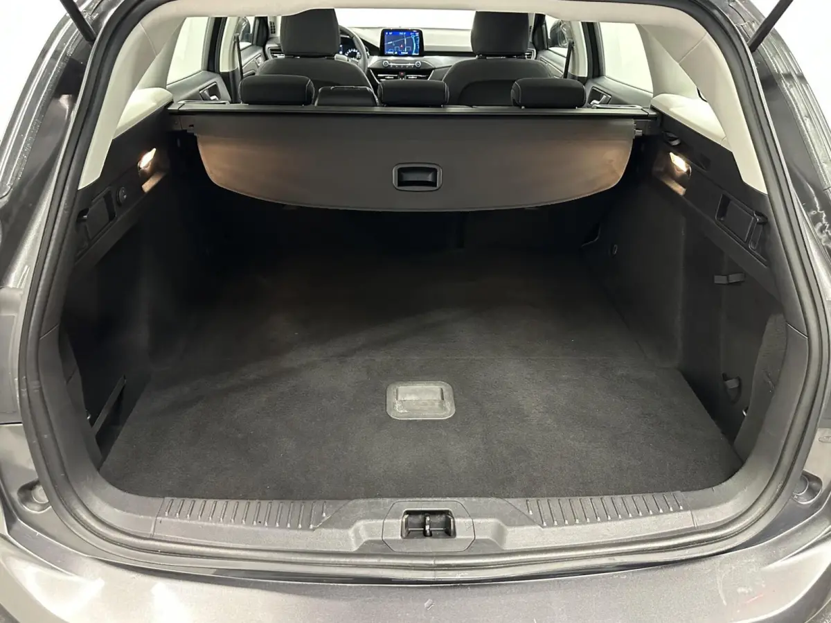 1.5 EcoBlue Business NAVI CARPLAY CRUISE ECC STOEL/STUUR VERWARMING.
