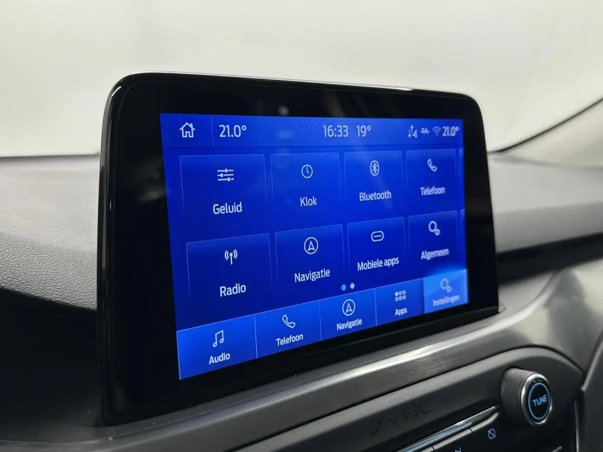 1.5 EcoBlue Business NAVI CARPLAY CRUISE ECC STOEL/STUUR VERWARMING.