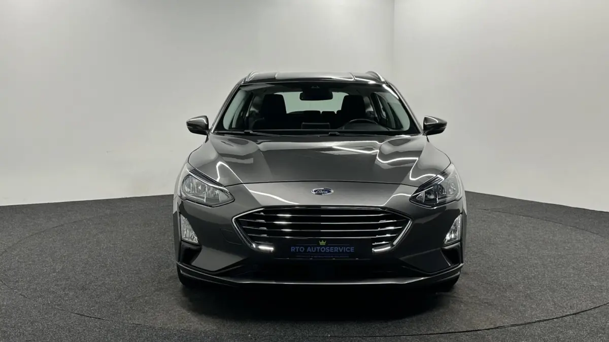 1.5 EcoBlue Business NAVI CARPLAY CRUISE ECC STOEL/STUUR VERWARMING.