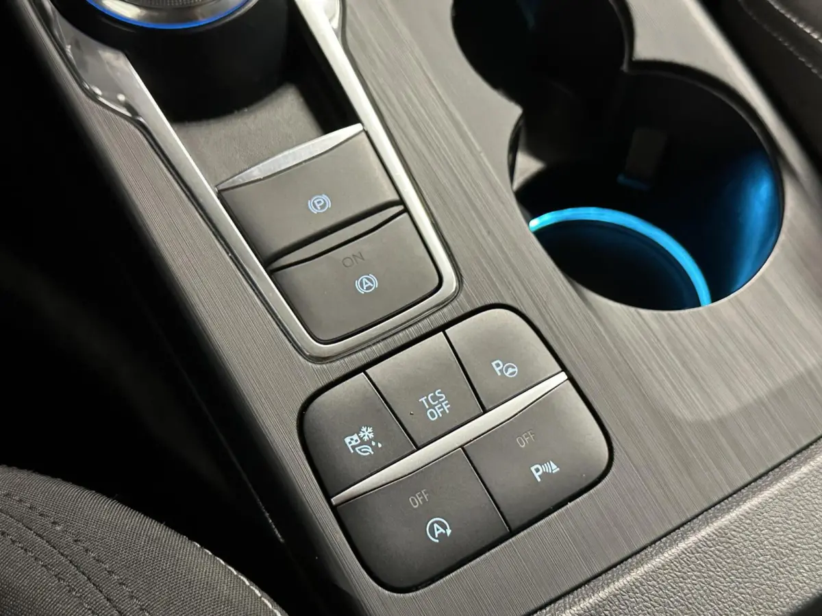 1.5 EcoBlue Business NAVI CARPLAY CRUISE ECC STOEL/STUUR VERWARMING.