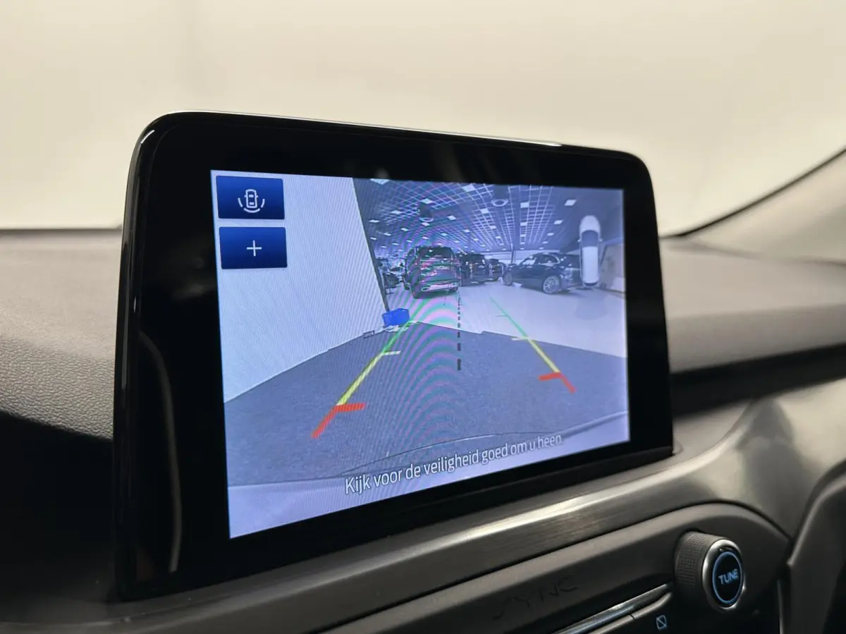1.5 EcoBlue Business NAVI CARPLAY CRUISE ECC STOEL/STUUR VERWARMING.