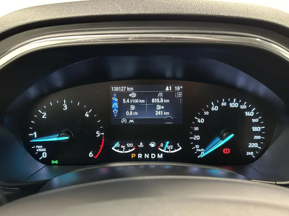 1.5 EcoBlue Business NAVI CARPLAY CRUISE ECC STOEL/STUUR VERWARMING.