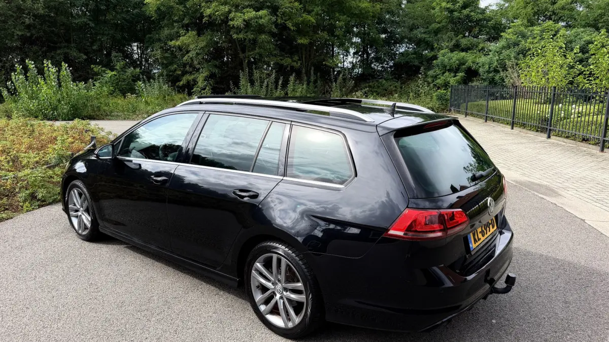 1.2 TSI R-LINE AIRCO/ECC PANOARAMDAK CAMERA LEER/STOF NAVI PDC