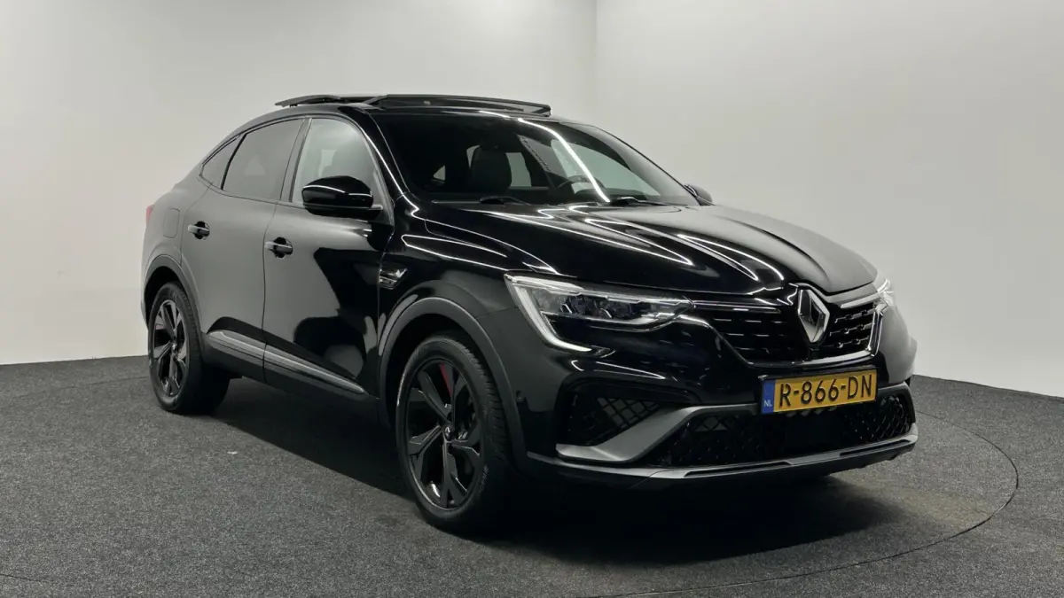 1.6 E-Tech Hybrid 145 R.S. Line PANO CARPLAY CAMERA NAVI ADAPTIEF CRUISE.