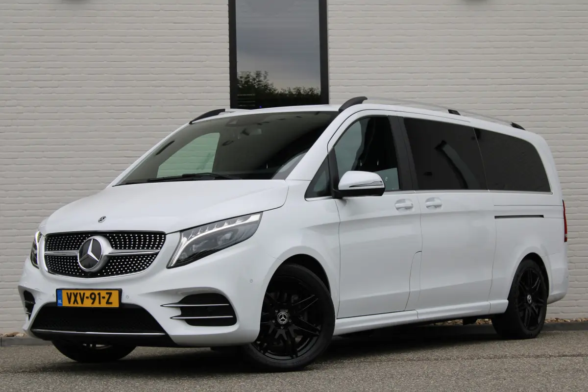 300d / XXL / DC / Elec Stoelen / Burmester / 360 Camera / Luchtvering / Vol Opties / NIEUWSTAAT