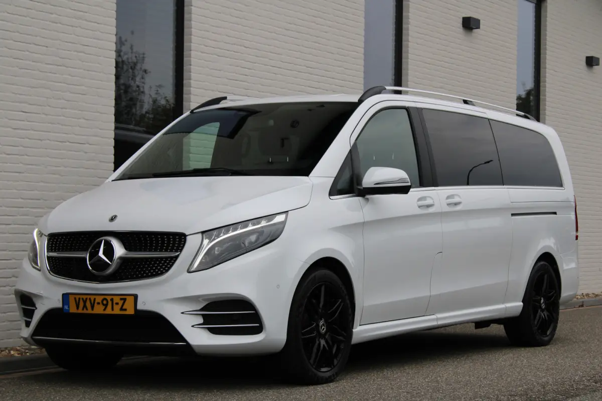 300d / XXL / DC / Elec Stoelen / Burmester / 360 Camera / Luchtvering / Vol Opties / NIEUWSTAAT