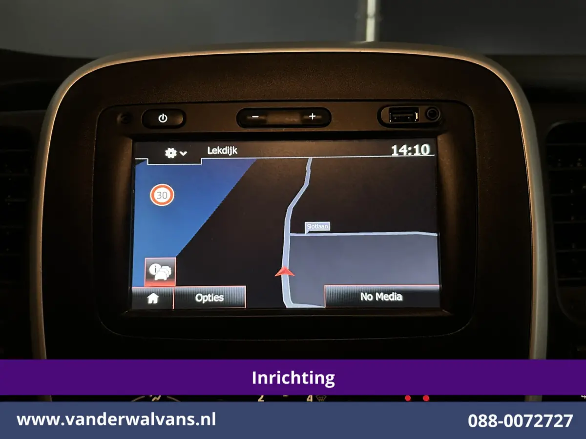 1.6 dCi L1H1 Inrichting Euro6 Airco | Navigatie | LED | Cruisecontrol | Trekhaak Stoelverwarming, Parkeersensoren