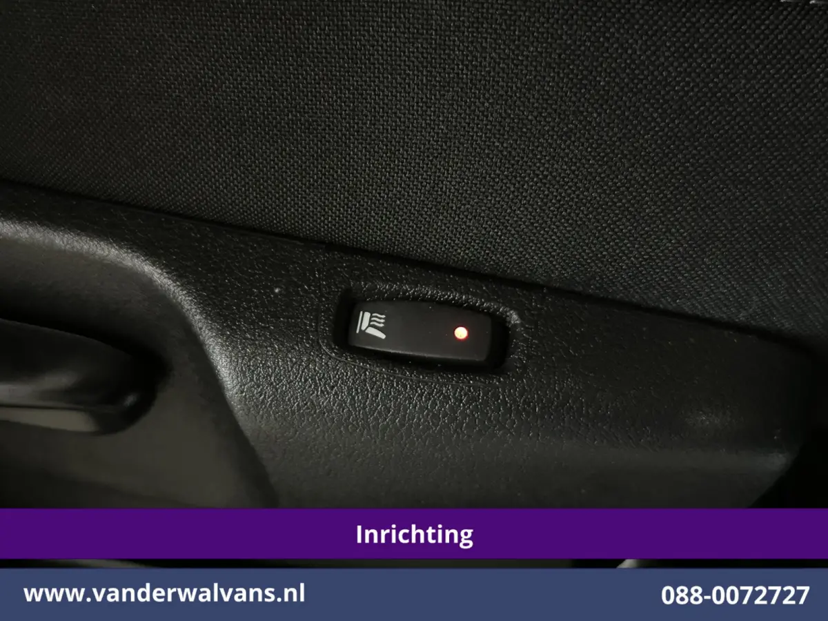 1.6 dCi L1H1 Inrichting Euro6 Airco | Navigatie | LED | Cruisecontrol | Trekhaak Stoelverwarming, Parkeersensoren
