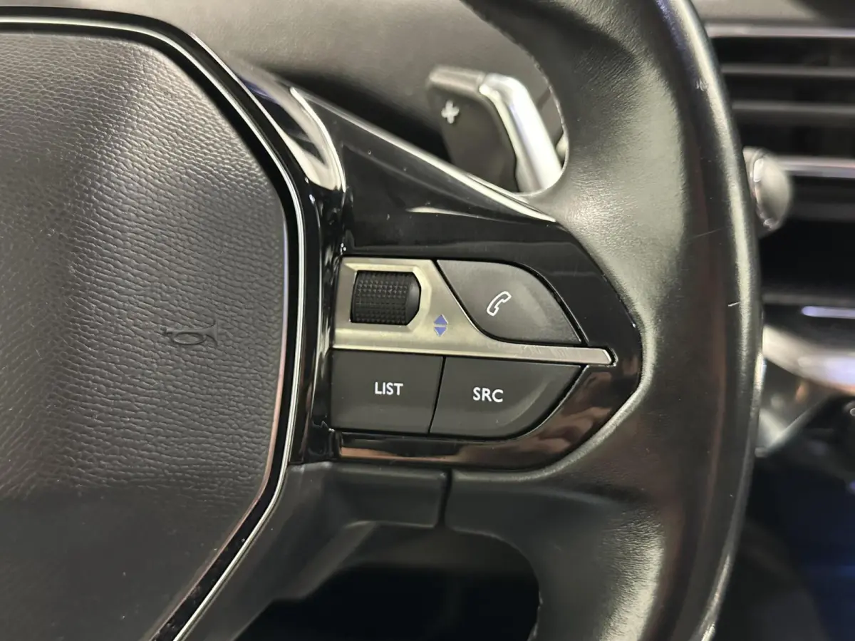 1.2 PureTech Allure TREKHAAK NAVI CARPLAY LM CRUISE ECC.