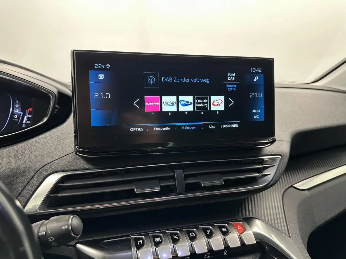 1.2 PureTech Allure TREKHAAK NAVI CARPLAY LM CRUISE ECC.