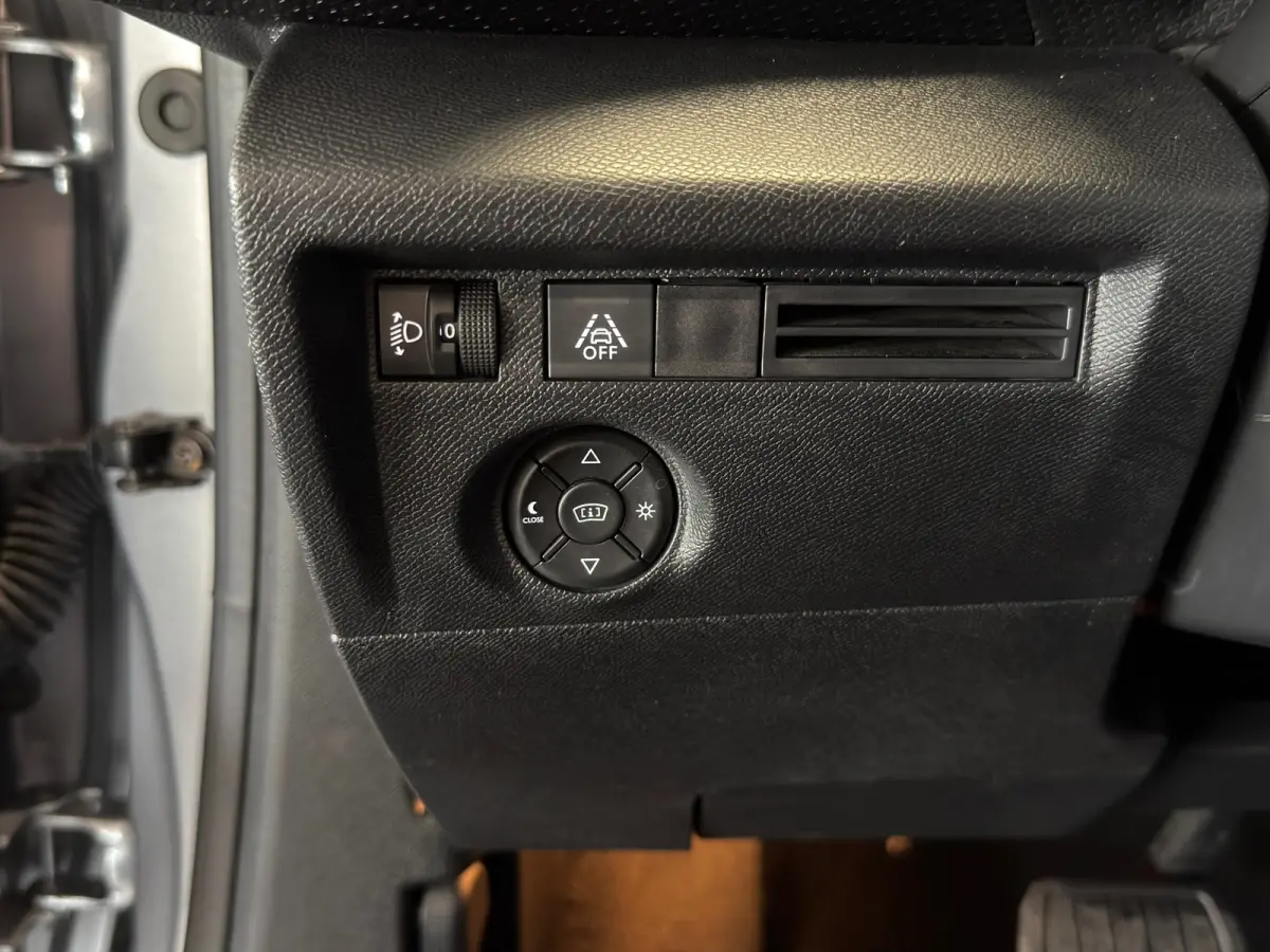 1.2 PureTech Shine| NAVIGATIE|ECC AIRCO|CRUISE|ELEC PAKKET