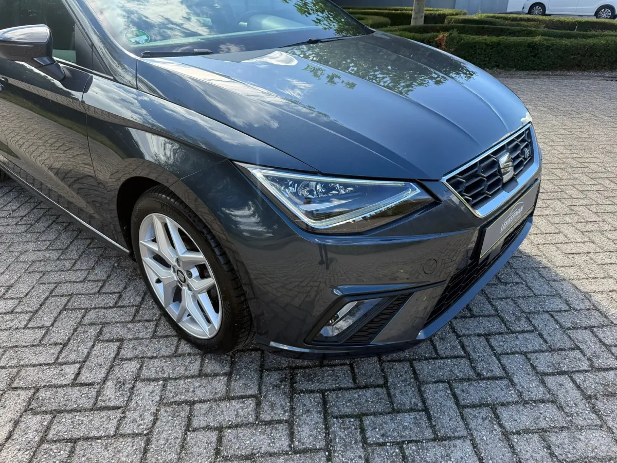 1.0 TSI FR ALCANTARA I CARPLAY I PDC I LED I CLIMA I NIEUWSTAAT