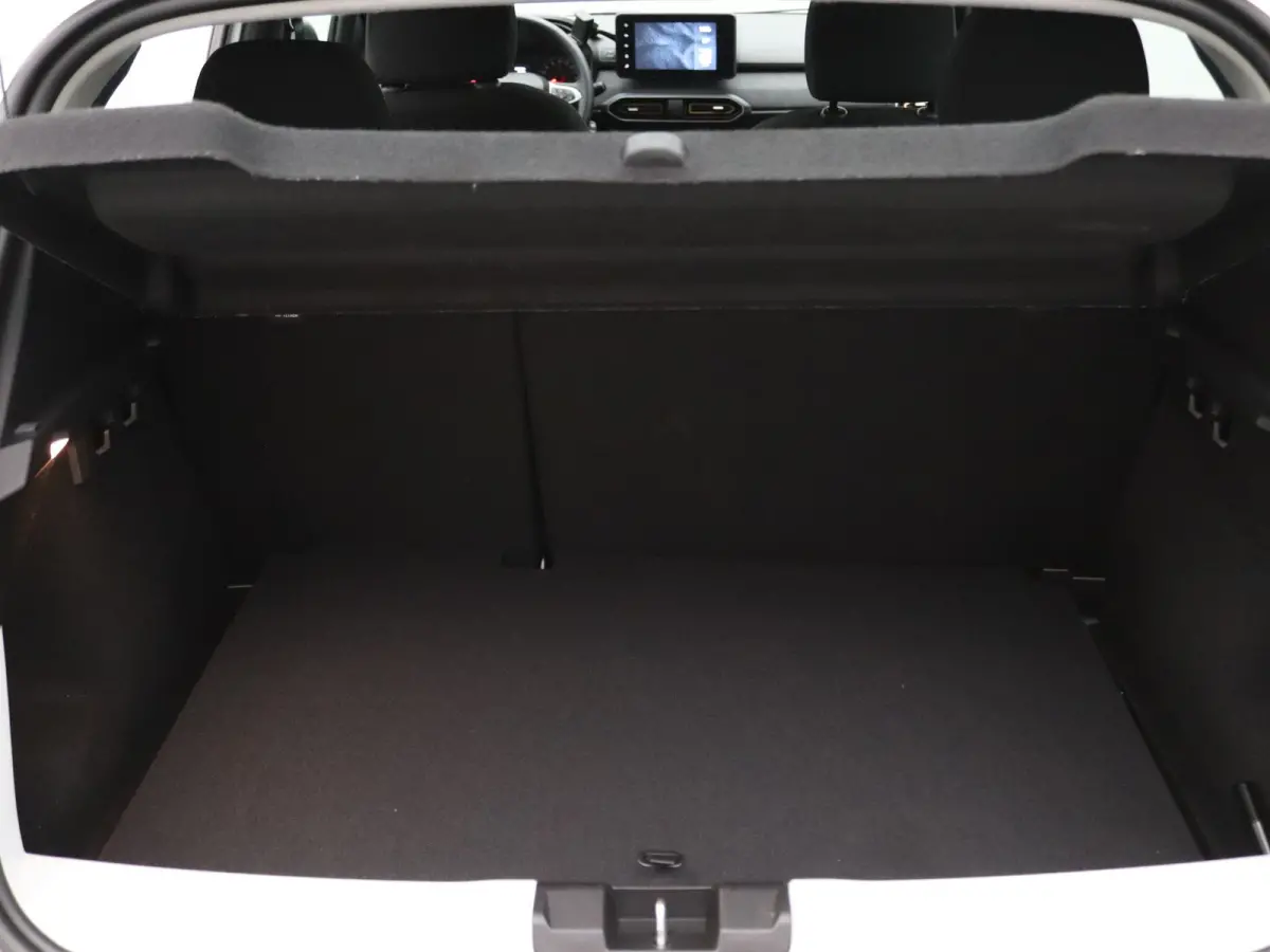 90pk TCe Bi-Fuel Essential Apple Carplay/Android Auto | Climate