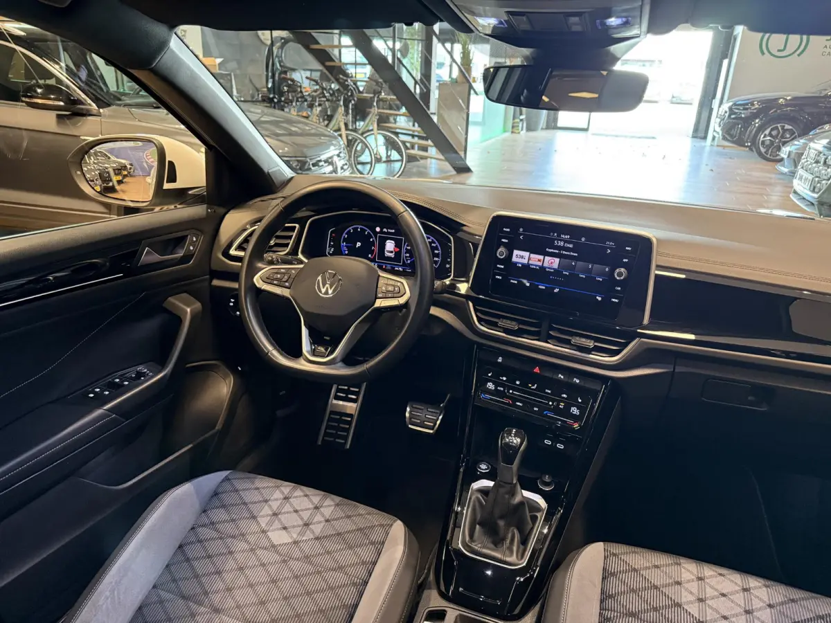 1.5 TSI R-Line Business |Carplay|ACC|Elek Achterklep|Stoel&Stuur verw|