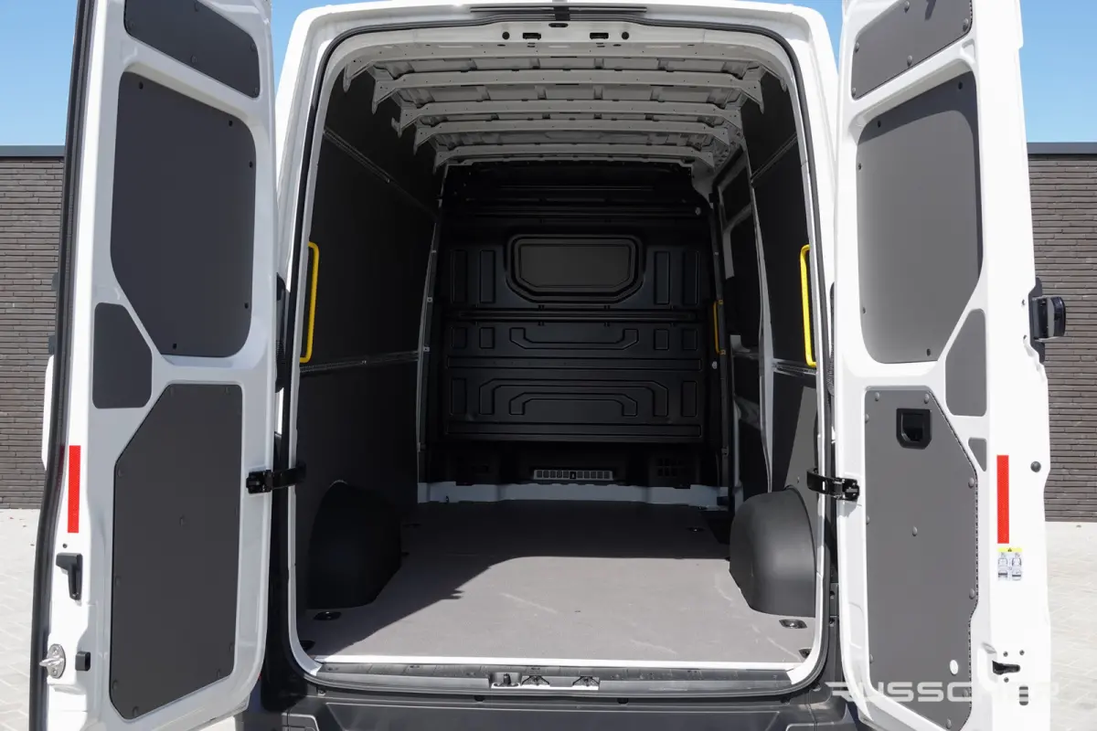 L3H3 Nieuw Model | 3.140 | 35 | 2.0Tdi 140Pk | Stoel-Bank | Achteruitrijcamera | Candy White