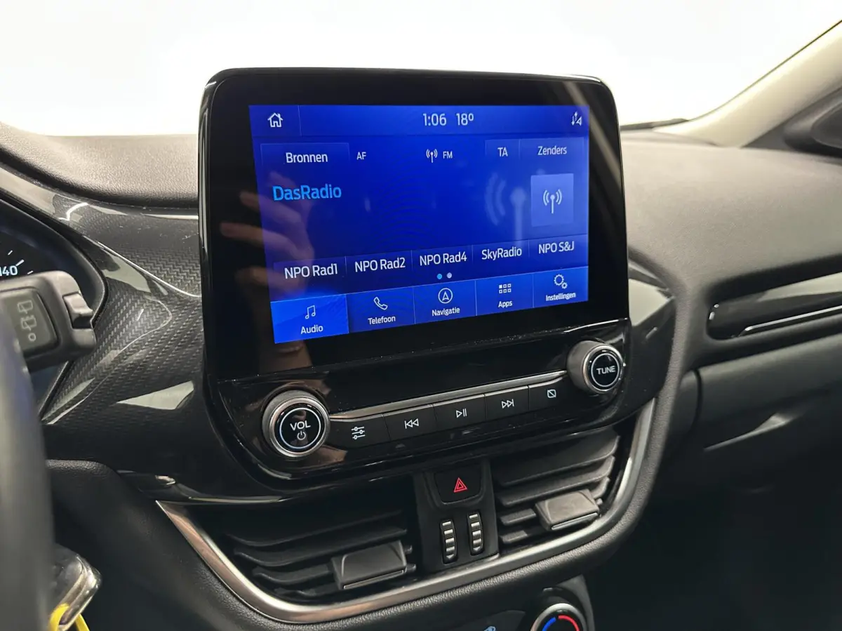 1.0 EcoBoost Titanium CRUISE NAVI CARPLAY LM.