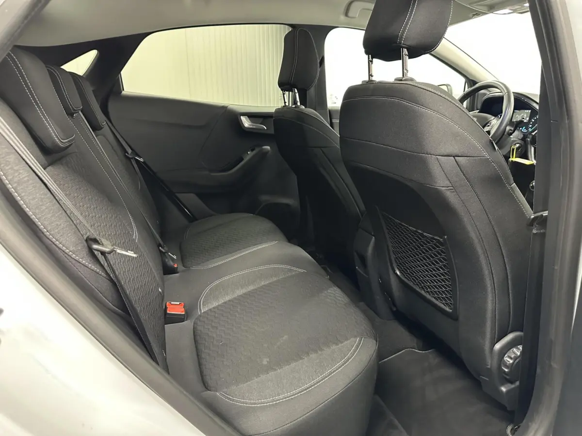 1.0 EcoBoost Titanium CRUISE NAVI CARPLAY LM.