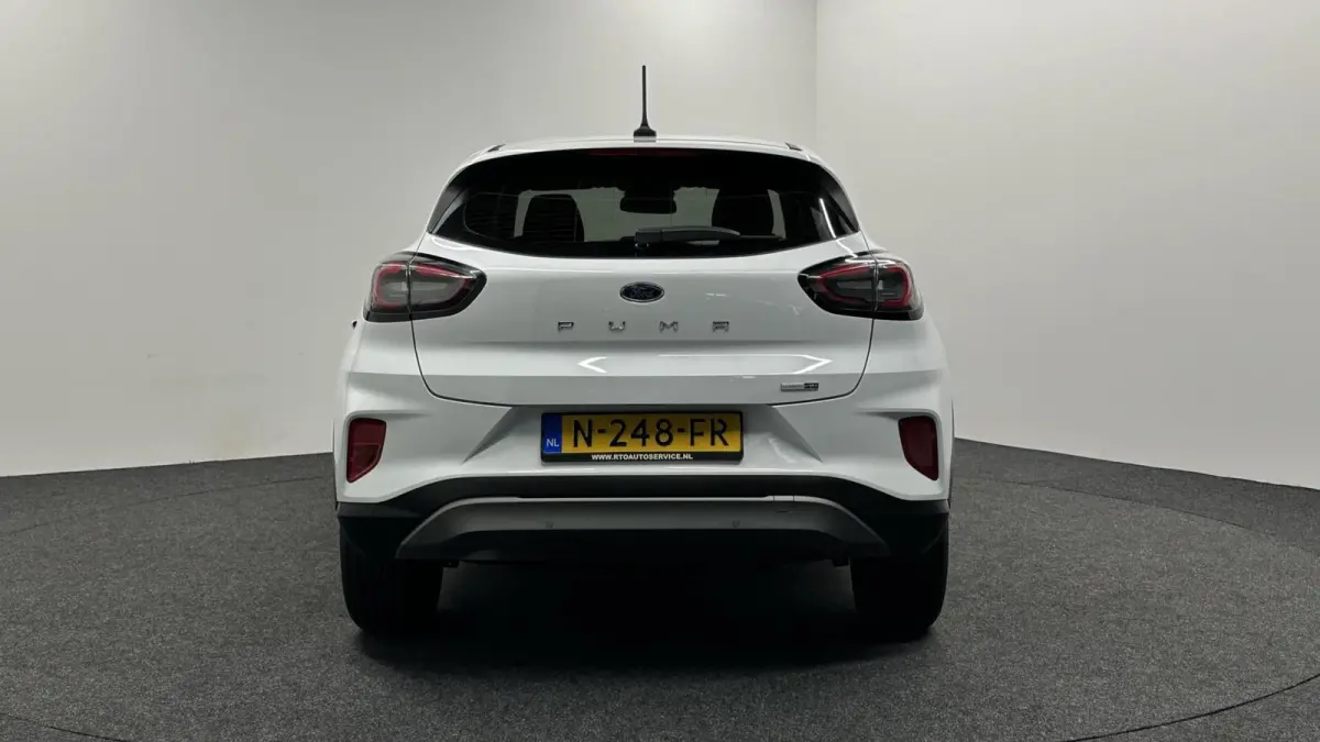 1.0 EcoBoost Titanium CRUISE NAVI CARPLAY LM.
