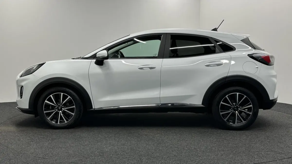 1.0 EcoBoost Titanium CRUISE NAVI CARPLAY LM.