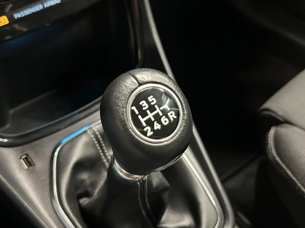 1.0 EcoBoost Titanium CRUISE NAVI CARPLAY LM.