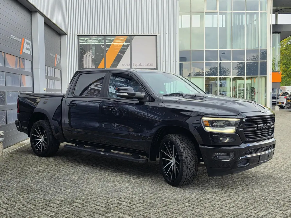 1500 4X4 5.7 V8 Crew Cab Sport| MARGE!| VOL OPTIES!