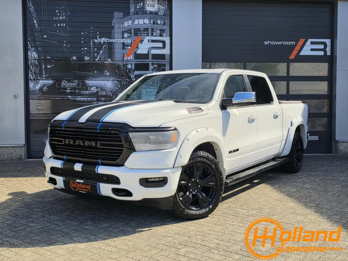 1500 4X4 5.7 V8 Crew Cab Laramie| MARGE! | VOL OPTIES!