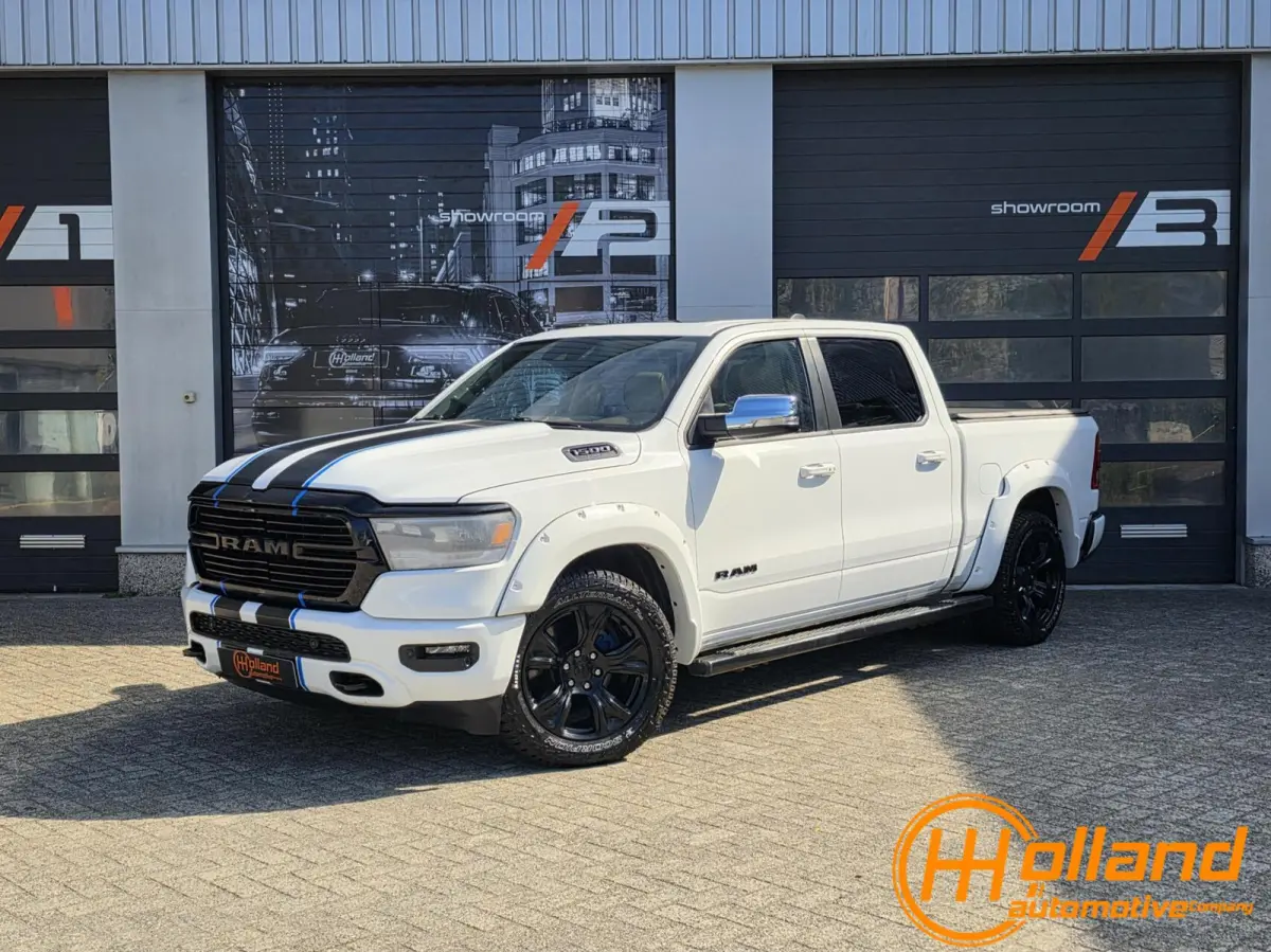 1500 4X4 5.7 V8 Crew Cab Laramie| MARGE! | VOL OPTIES!