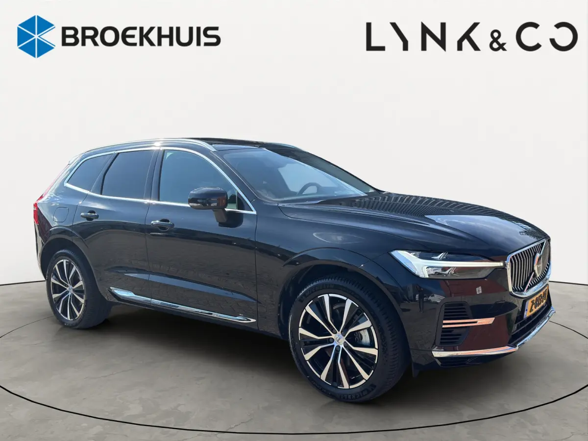 2.0 T6 Plug-in hybrid AWD Core Bright | Stuur-Stoel-en Achterbankverwarming | 20' Velgen | Cruise control adaptief | Memory seats |