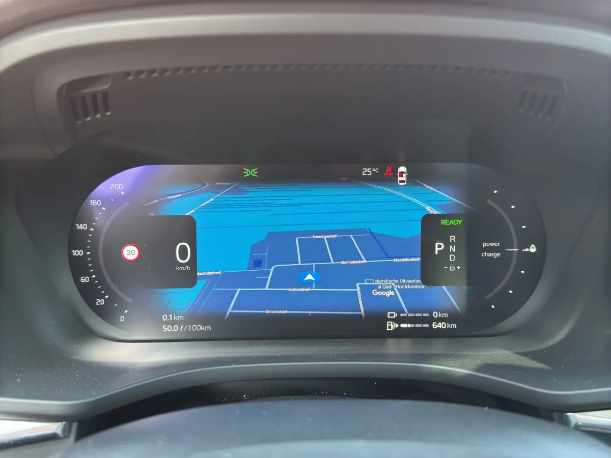 2.0 T6 Plug-in hybrid AWD Core Bright | Stuur-Stoel-en Achterbankverwarming | 20' Velgen | Cruise control adaptief | Memory seats |
