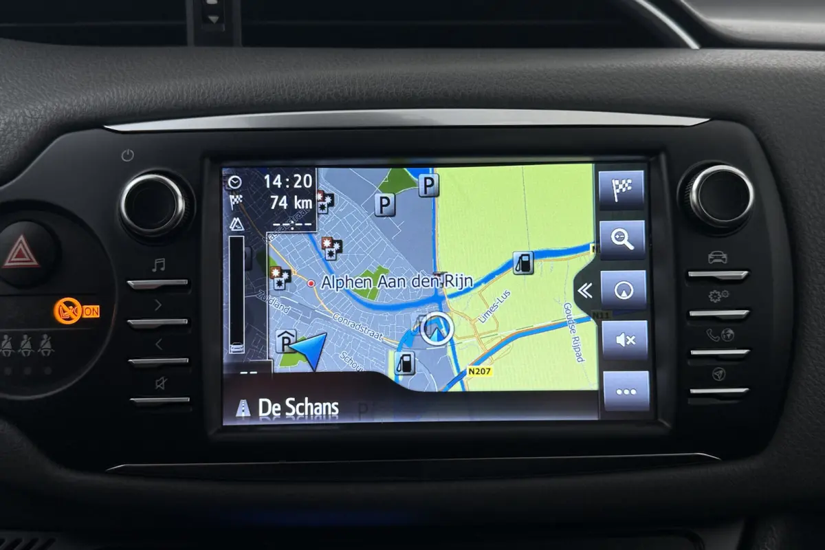 1.5 Aut. Hybrid Dynamic Camera Climate Navi Privacy Glas DAB