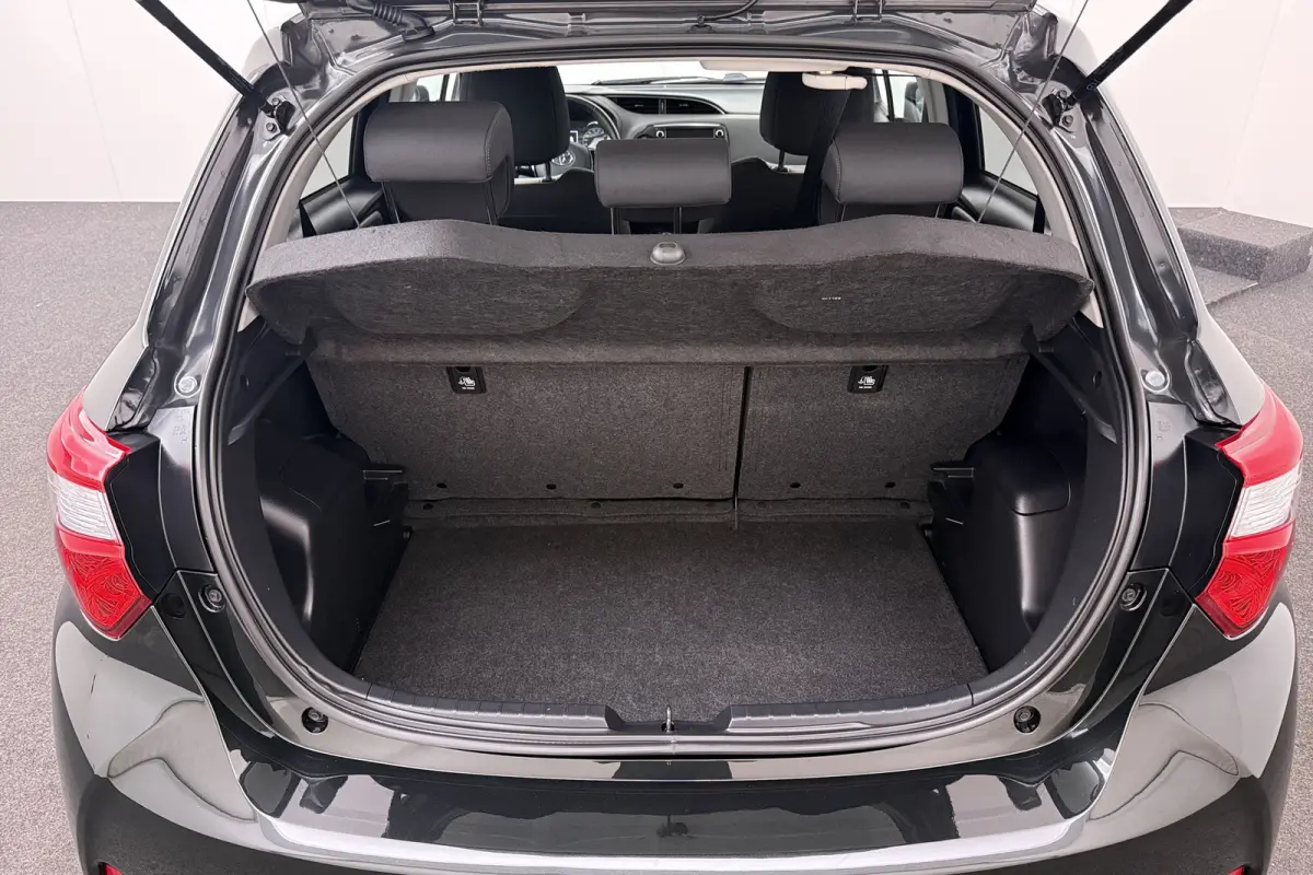 1.5 Aut. Hybrid Dynamic Camera Climate Navi Privacy Glas DAB