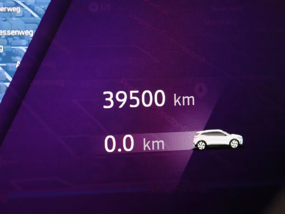comfort range techno 60 kWh Apple Carplay/Android Auto | Climate