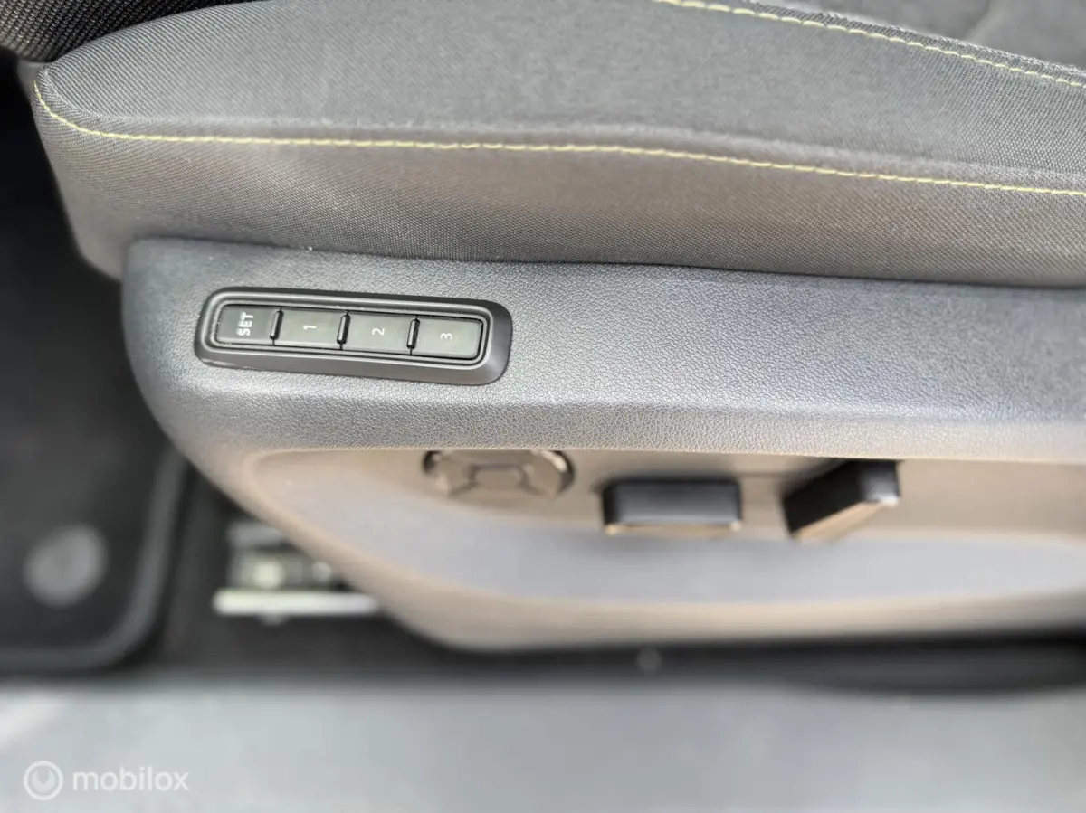 1.5 TSI MHEV Business Edition ACC HUD PDC CAMER