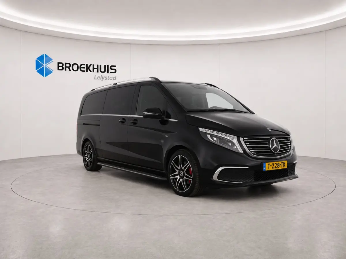300 L3 90KWH 204PK AVANTGARDE AMG NAVI / LEDER / CLIMA / FULL-LED / PDC / CAMERA / 18" LMV / KEYLESS / LUCHTVERING / ELEKTRISCHE SCHUIFDEUR / ADAPT. CRUISECONTROL / UNIEK / FULL-OPTIONS !!