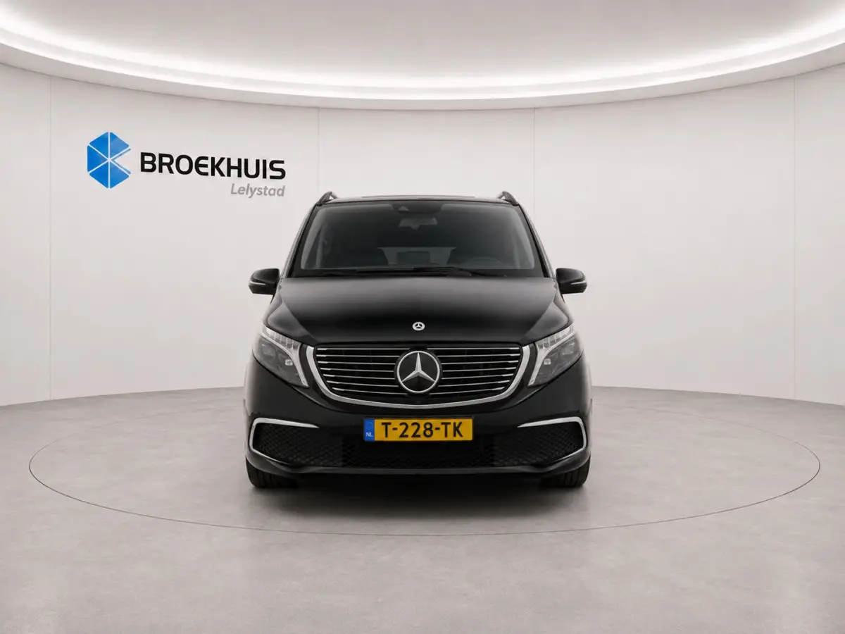 300 L3 90KWH 204PK AVANTGARDE AMG NAVI / LEDER / CLIMA / FULL-LED / PDC / CAMERA / 18" LMV / KEYLESS / LUCHTVERING / ELEKTRISCHE SCHUIFDEUR / ADAPT. CRUISECONTROL / UNIEK / FULL-OPTIONS !!