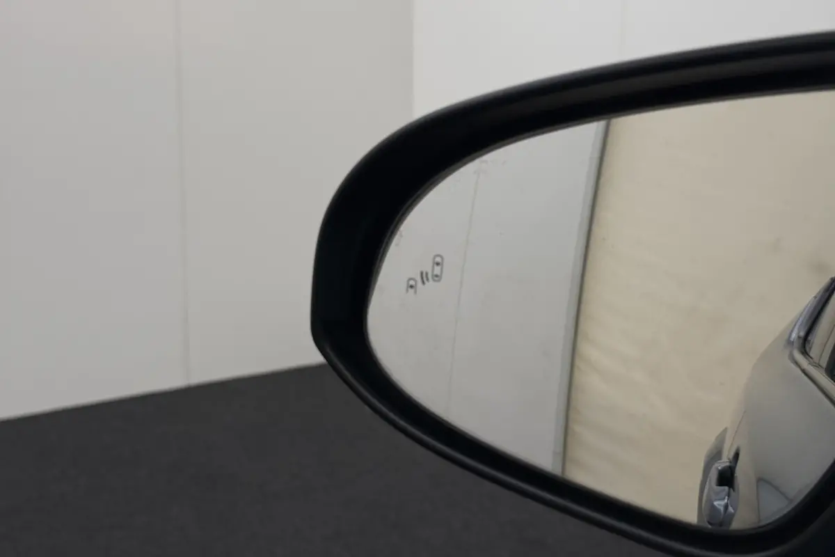 1.8 Hybrid Style Half-Leder Camera Dodehoek Trekhaak 18'LMV