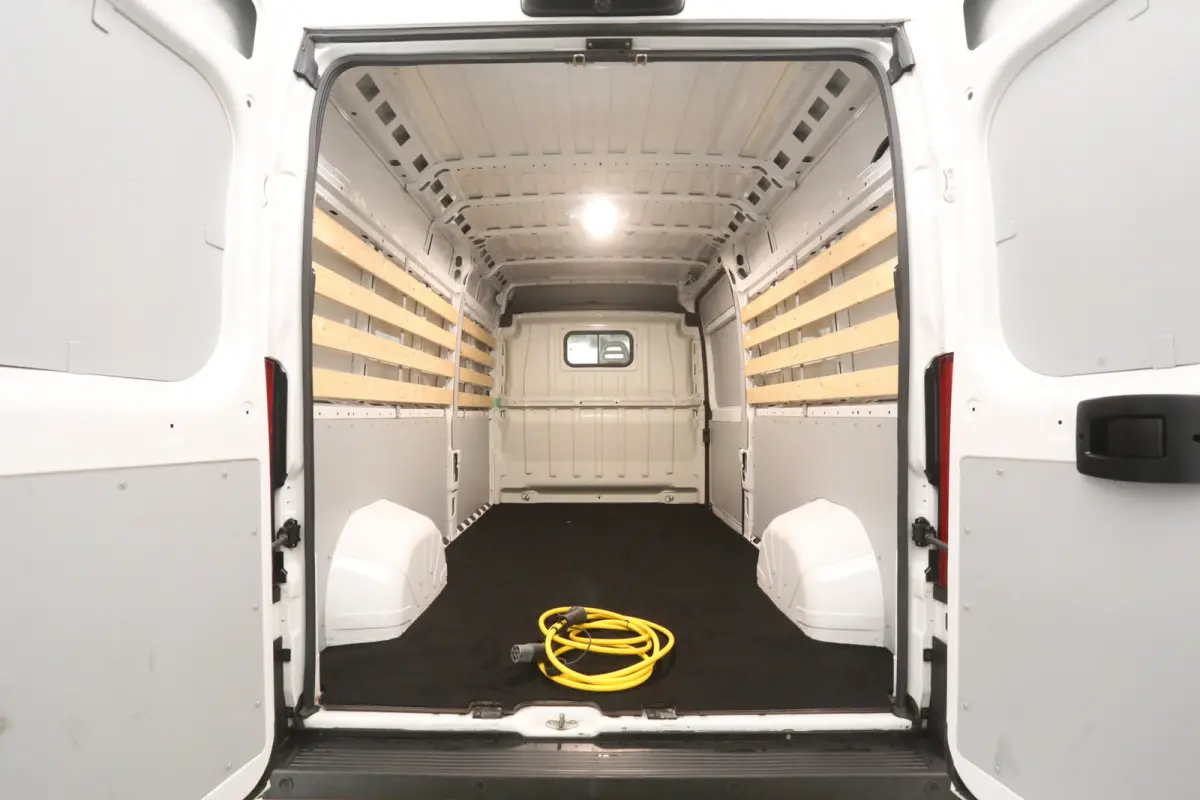 e-Ducato 79 kWh Long Range L3H2 | Elektrisch | Clima | Camera | 3 Zits | Cruise | Navi | Parkeersens.