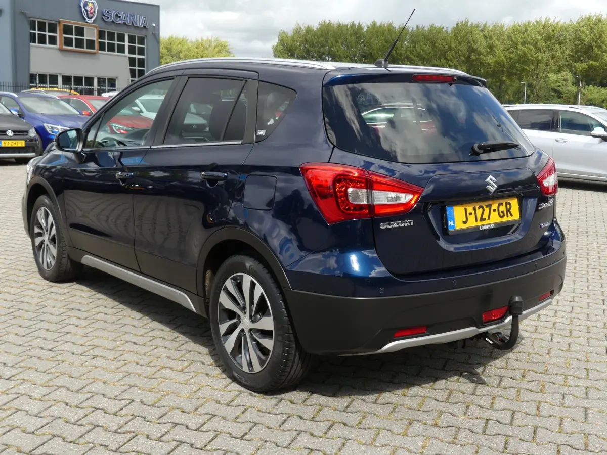 1.4 Boosterjet Style Smart Hybrid / PANO / LEDER