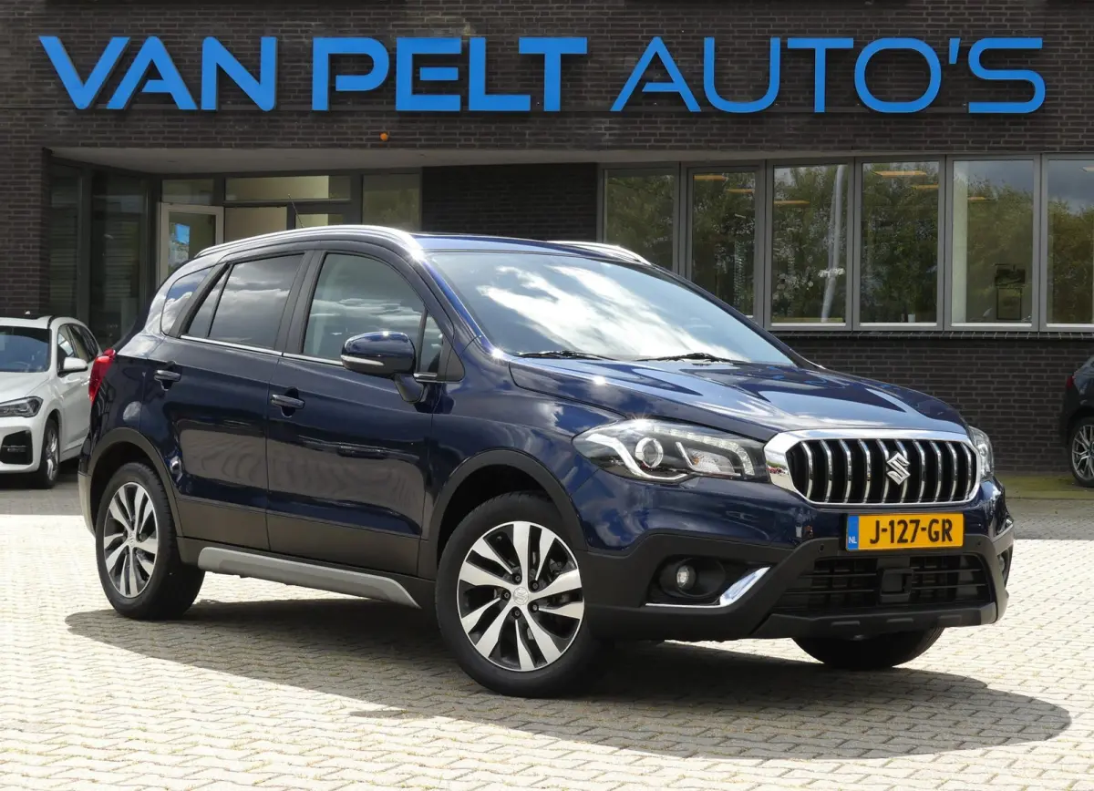 1.4 Boosterjet Style Smart Hybrid / PANO / LEDER