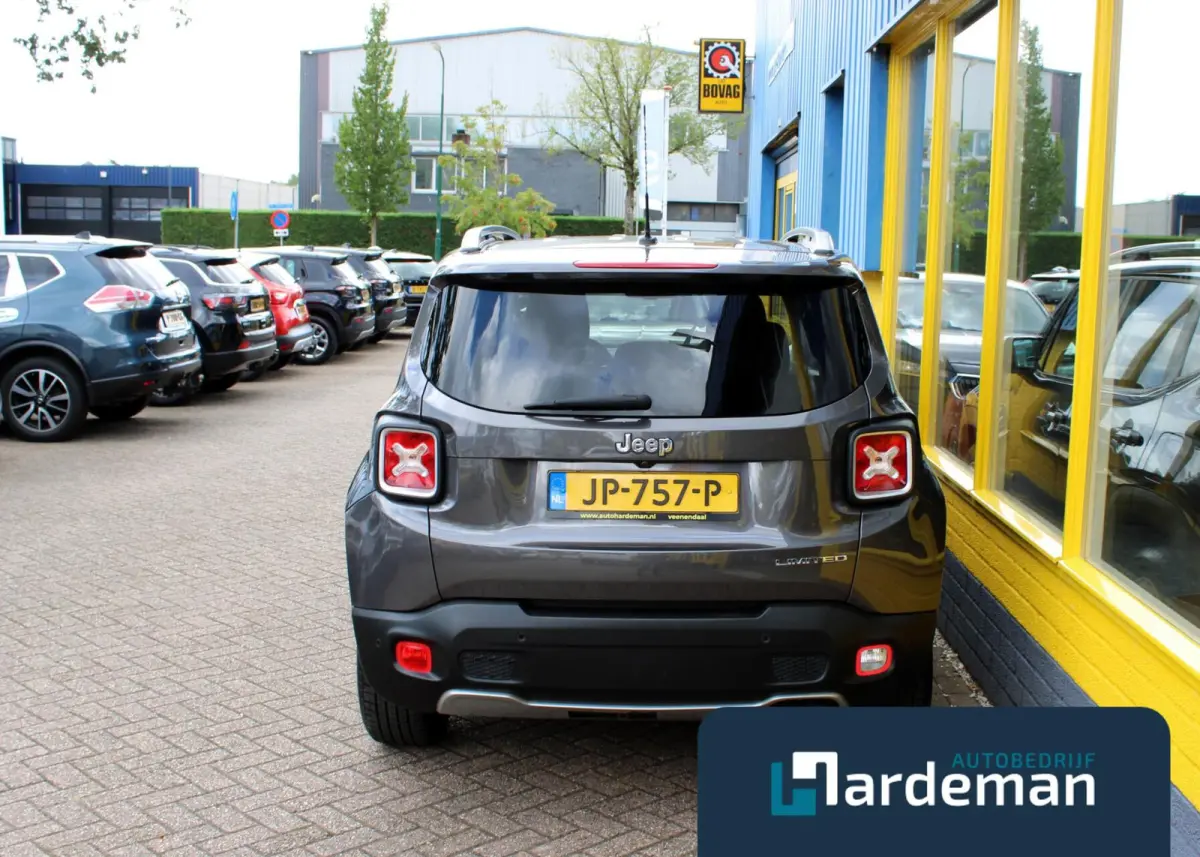 1.4 MultiAir Limited Trekhaak Leder