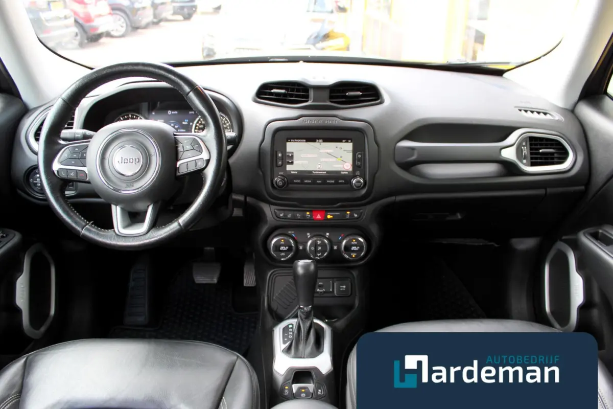1.4 MultiAir Limited Trekhaak Leder
