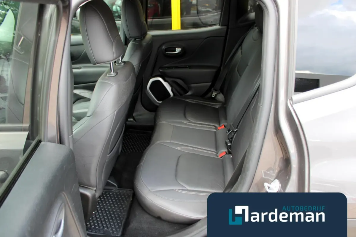 1.4 MultiAir Limited Trekhaak Leder